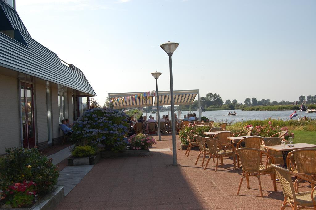 Buitenplaats T Ges Sneek Exterior foto
